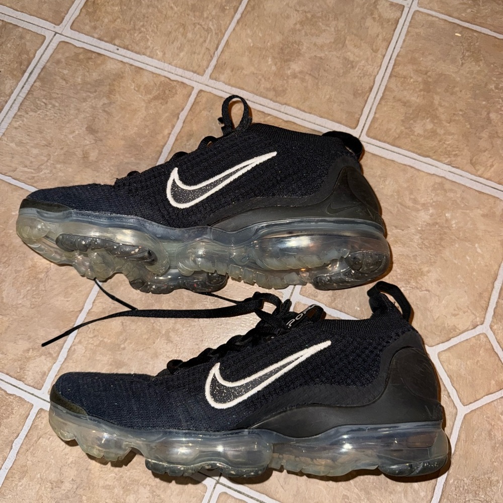 Nike women’s vapormax 2021
